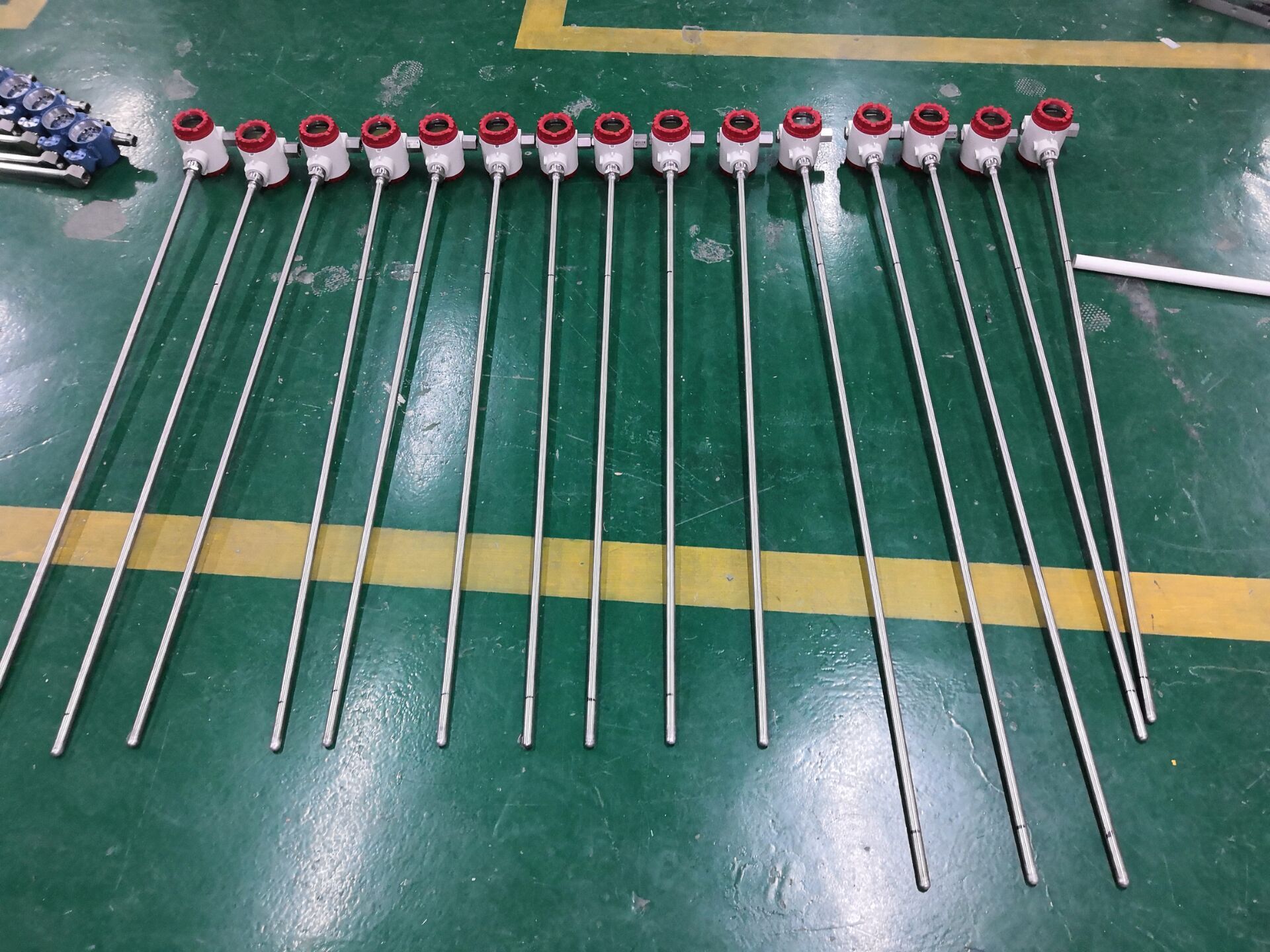 磁致伸縮液位計的種類