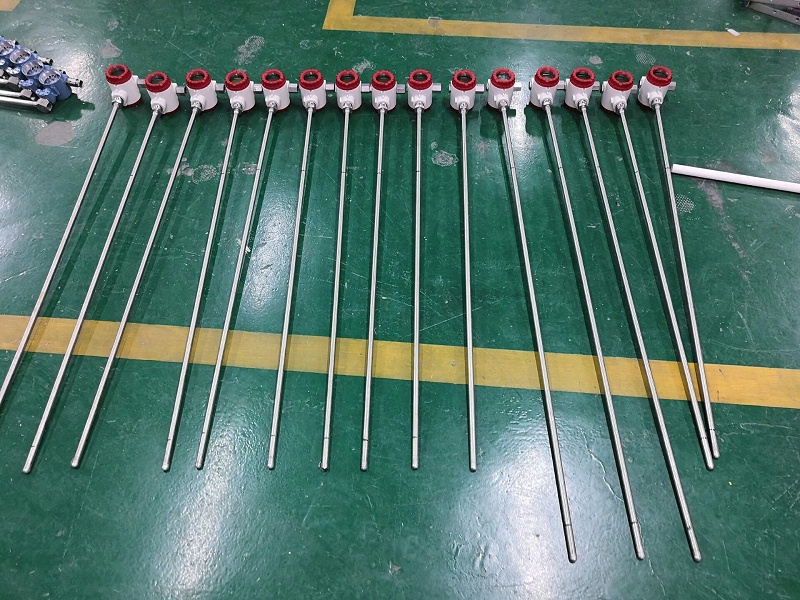 磁致伸縮液位計(jì)