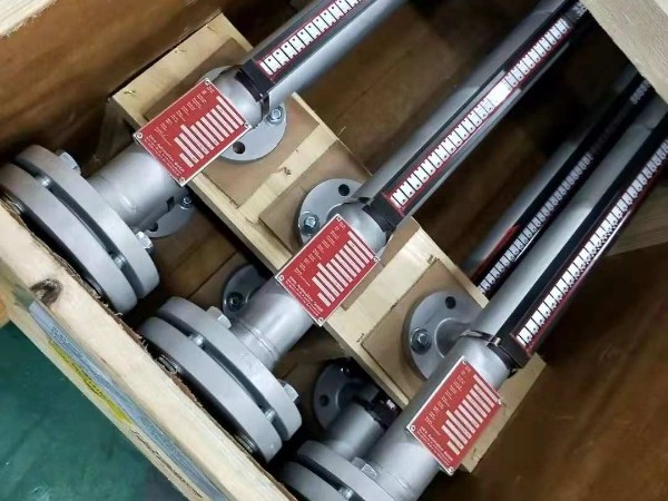 德國IA磁浮子液位計與其他進口品牌液位計那個性比價高？