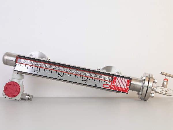 遠(yuǎn)傳磁翻板液位計(jì)如何正確接線？