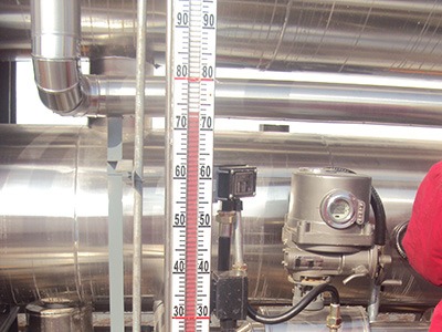 磁浮子液位計(jì)與磁翻板液位計(jì)的區(qū)別