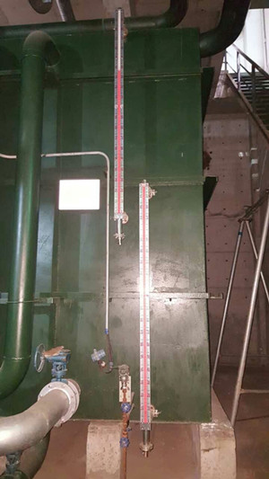 錯(cuò)位開(kāi)孔液位計(jì)