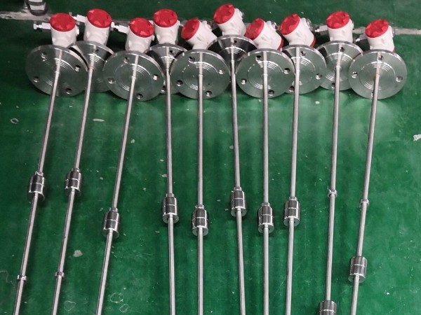 磁致伸縮液位計常見的維護方法