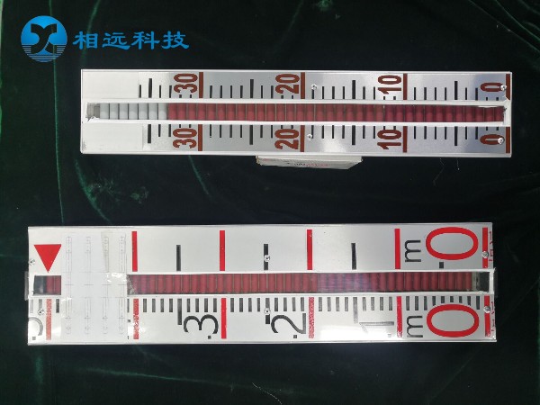 磁翻板液位計(jì)面板經(jīng)常翻花究竟什么原因呢？